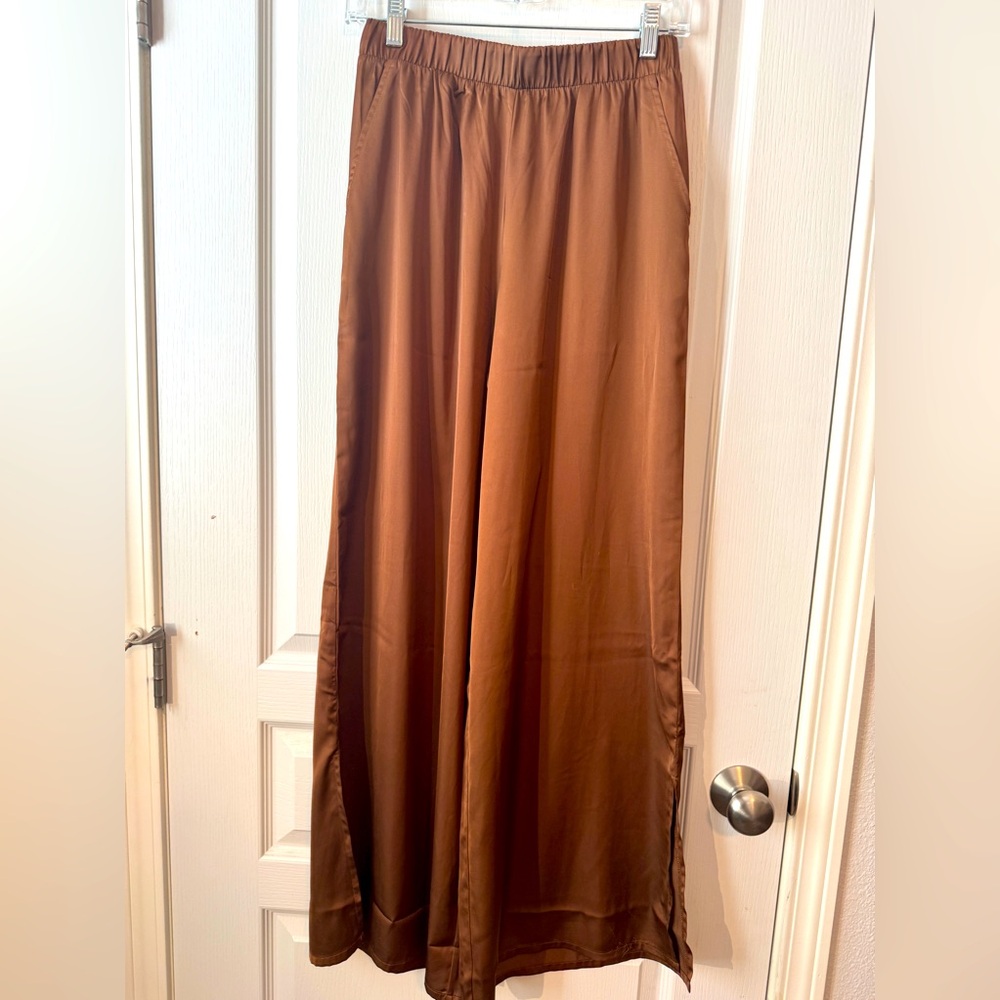 Forever XXI Satin Wide Leg Pants -sz S (run big) coffee/bronze color-fabulous!